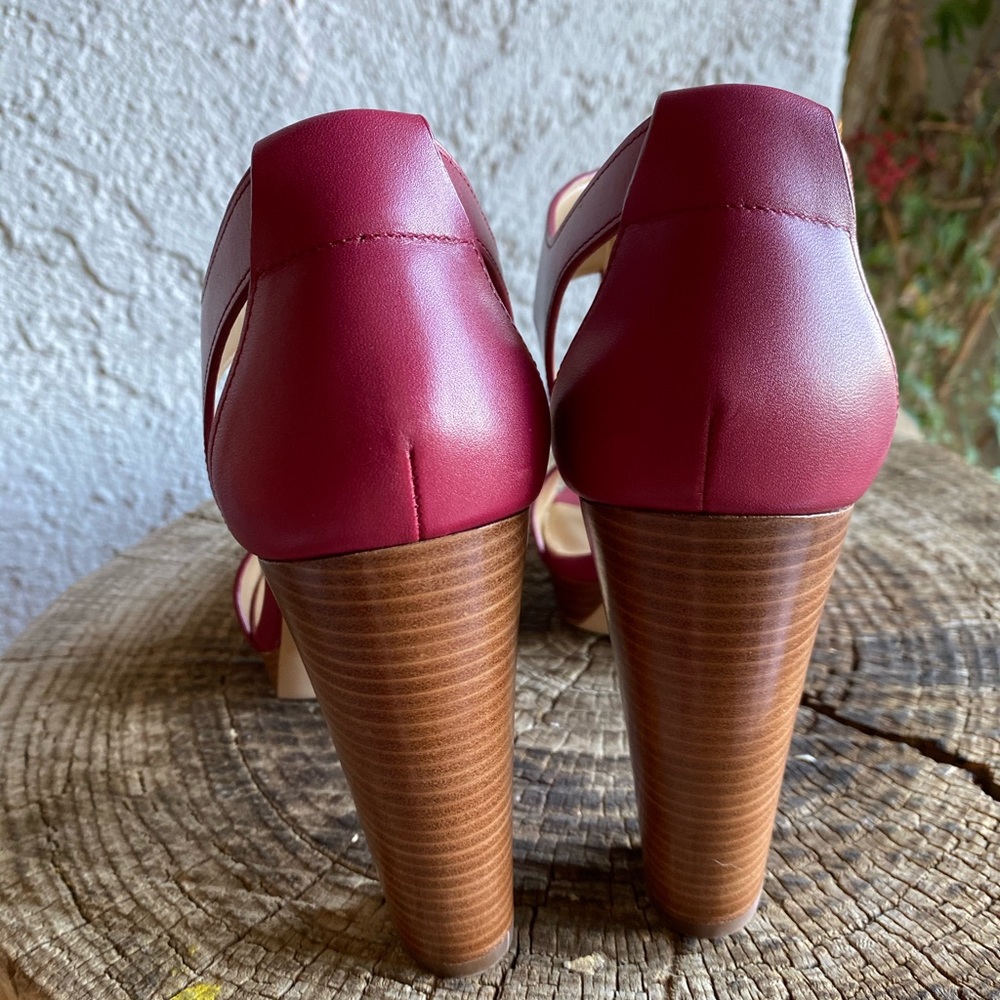 MICHAEL Michael Kors. T-strap Saddles Sz10 & 11 - Picture 2 of 8